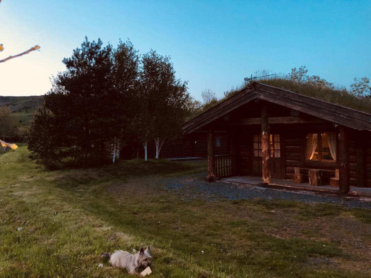Log Home Village 울버스톤 외부 사진
