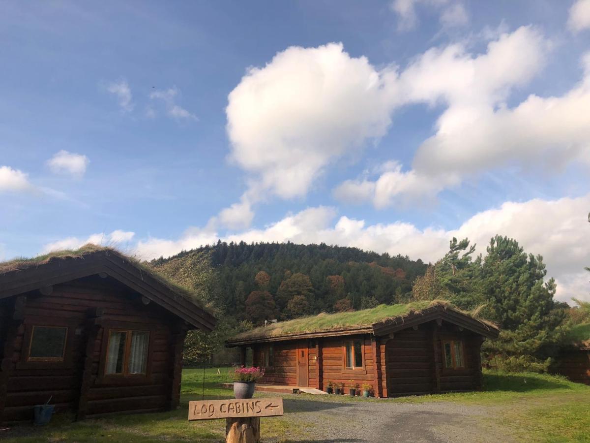 Log Home Village 울버스톤 외부 사진