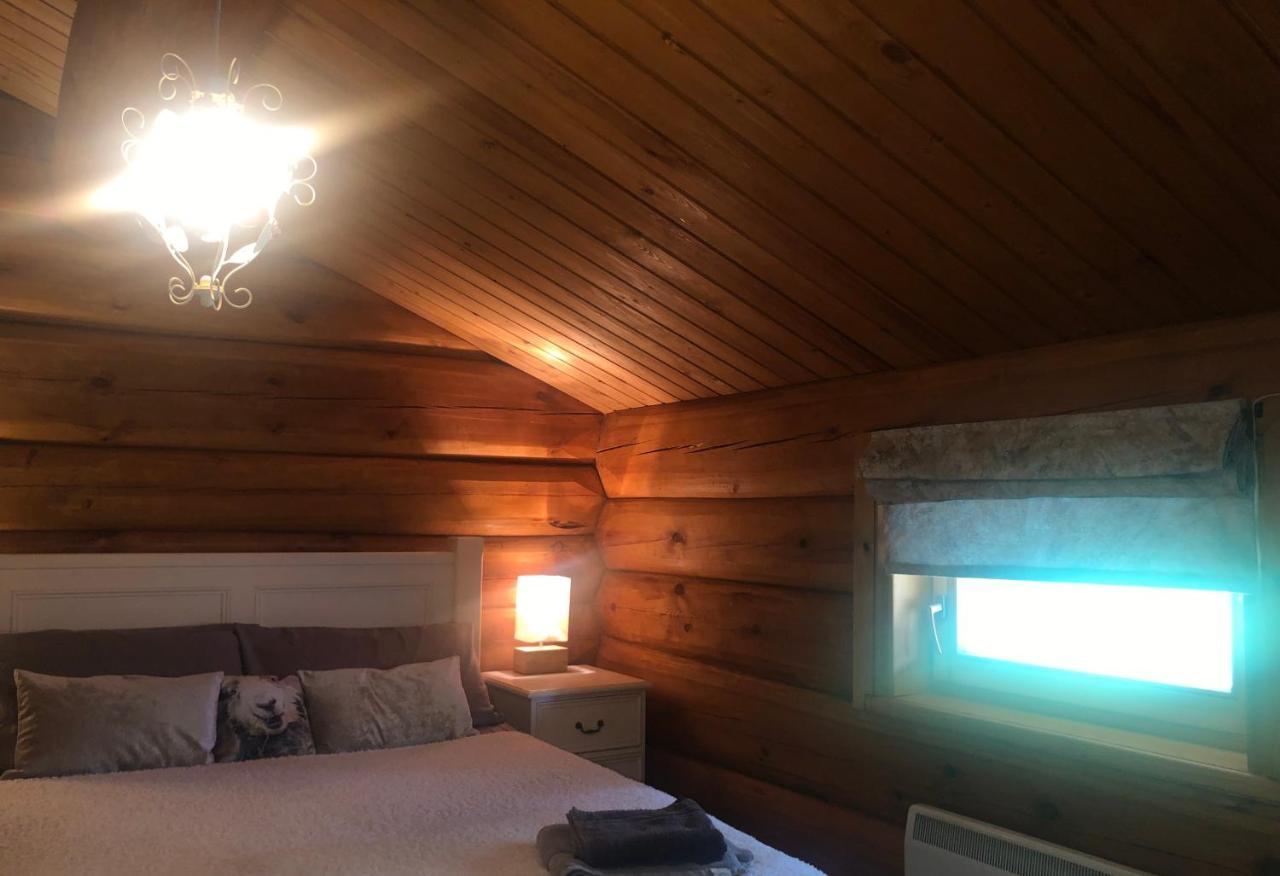 Log Home Village 울버스톤 외부 사진