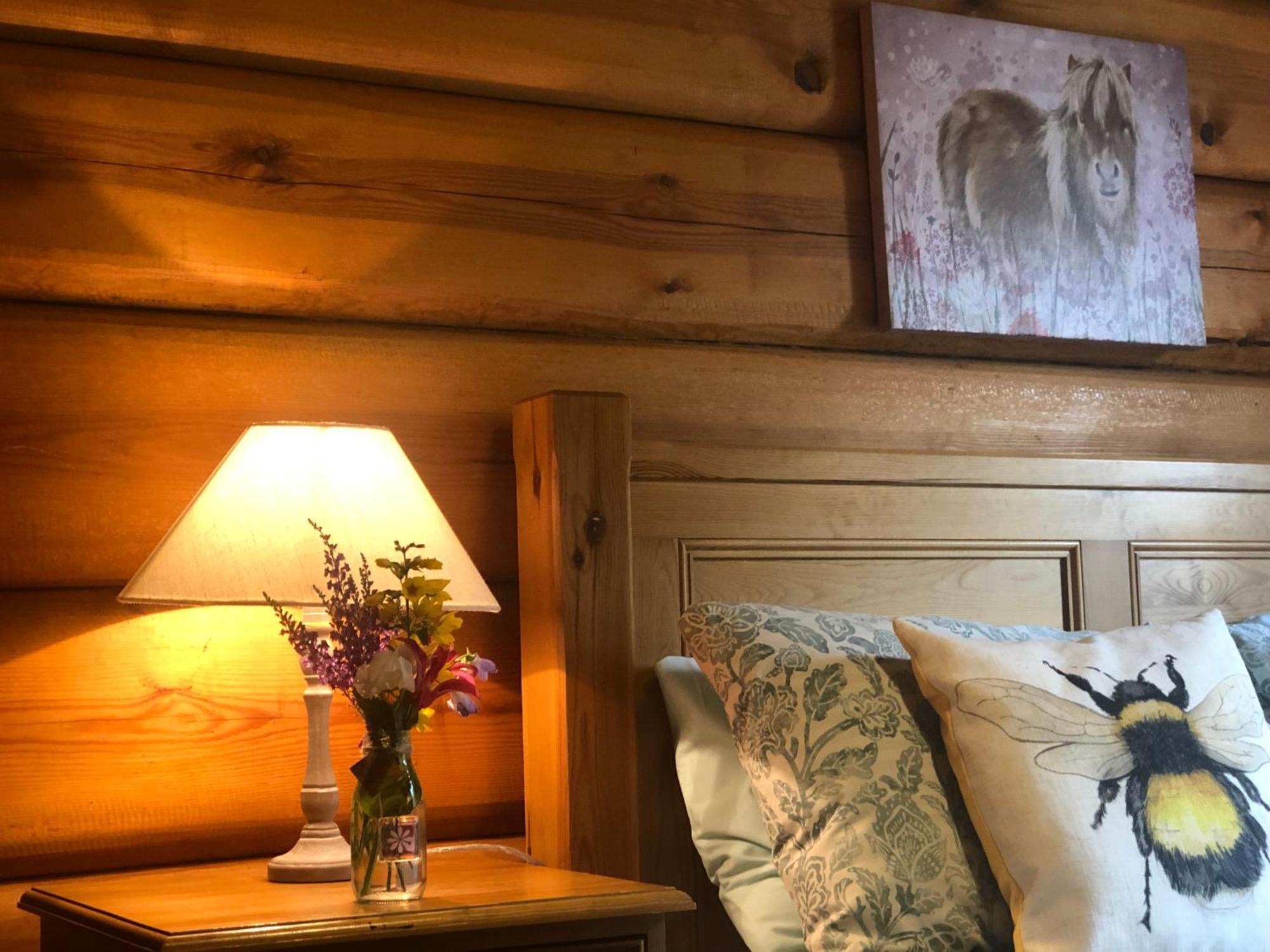 Log Home Village 울버스톤 외부 사진