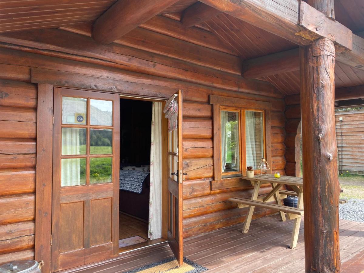 Log Home Village 울버스톤 외부 사진
